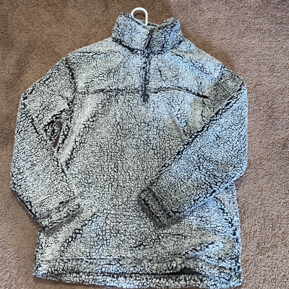 Sherpa quarter zip fuzzy long sleeve!